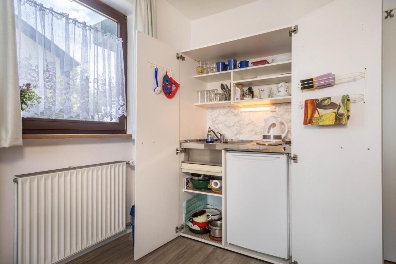 Bett Und Fruehstueck Bei Gertrud Daire Hergensweiler Dış mekan fotoğraf